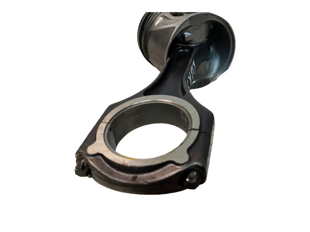 Píst 65100, 31212 Mercedes-Benz GLA W156