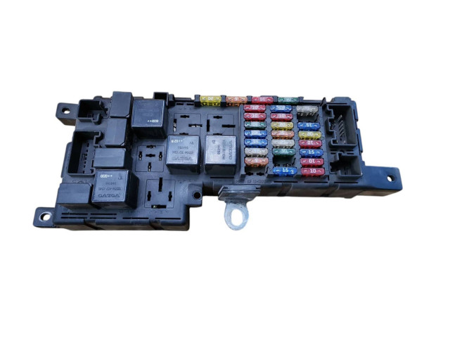 Ящик предохранителей (комплект) 518322326, 8637841 Volvo V70