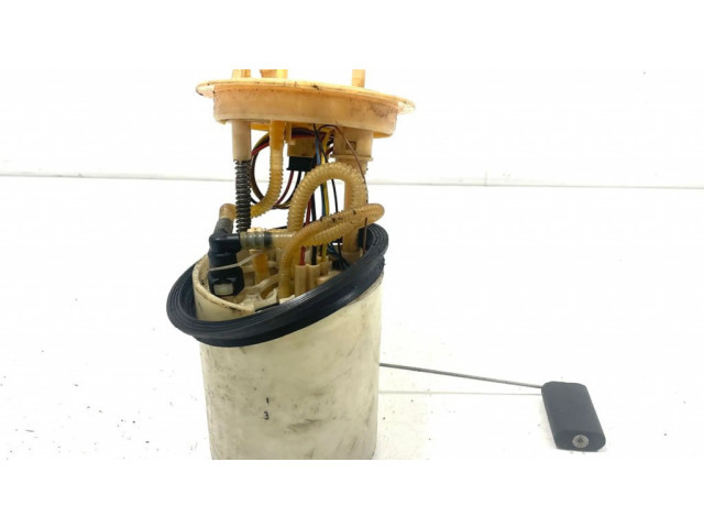 Насос топлива (в топливном баке)