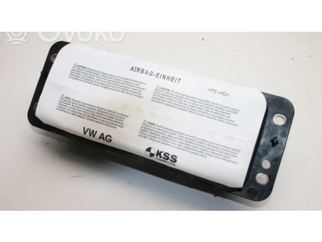 Подушка безопасности пассажира 8V0880204A   Skoda Octavia Mk3 (5E)