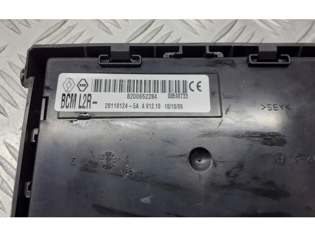 Pojistková skříňka 8200652284 Renault Modus 2005