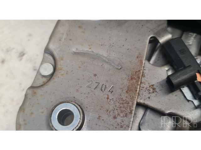 Механизм ручного тормоза (в салоне)