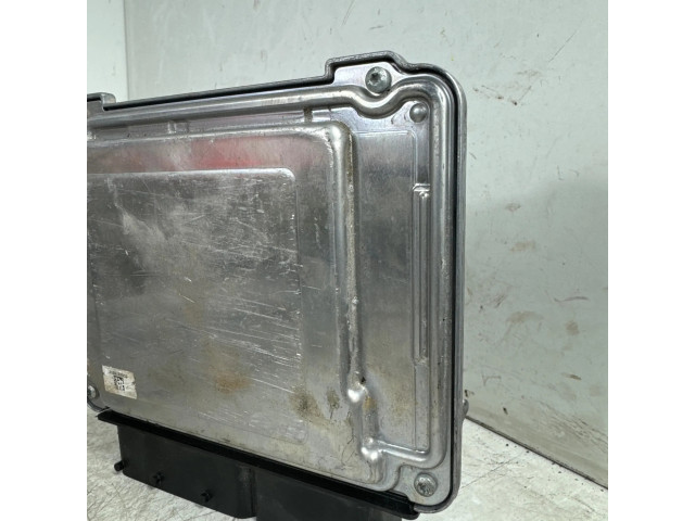 Блок управления двигателя 04C907309BB, 0261S17849 Audi A1