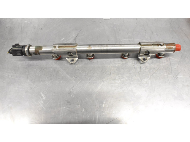 Vstřikovací lišta 1608410761 Volkswagen Caddy