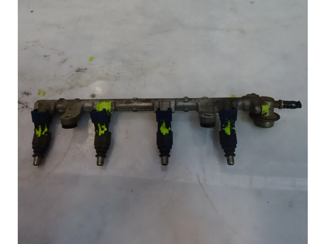 Топливная рампа    Toyota Yaris Verso  