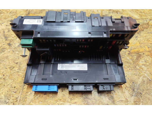 Блок предохранителей 527742F02, 8038523 BMW X3 F25