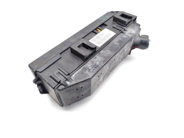 Блок предохранителей    Jeep Commander    