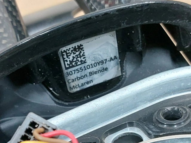 Volant McLaren MP4 12c 2012 11N2901CP, 11N2901CP00001SW