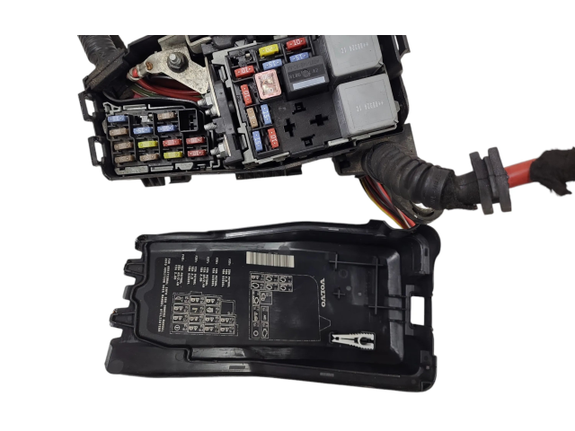 Блок предохранителей 6G9T14A076MA   Volvo V70    