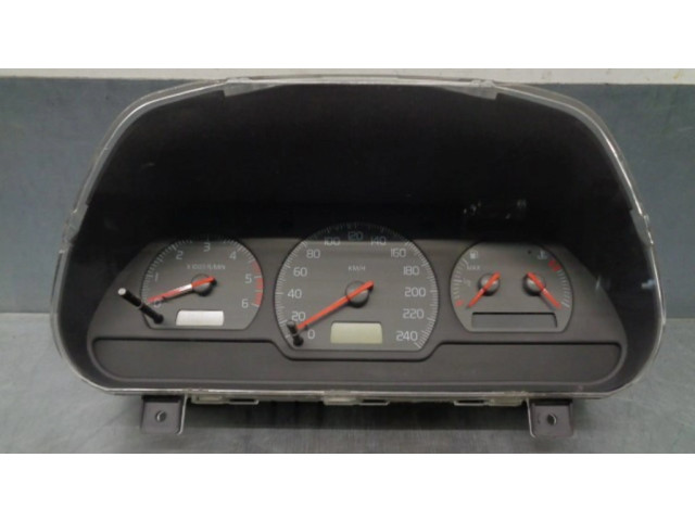 Панель приборов 30638545   Volvo S40, V40       