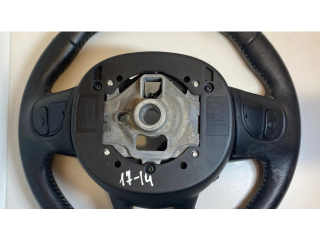 Руль Jeep Renegade  2014- года 07356038230      