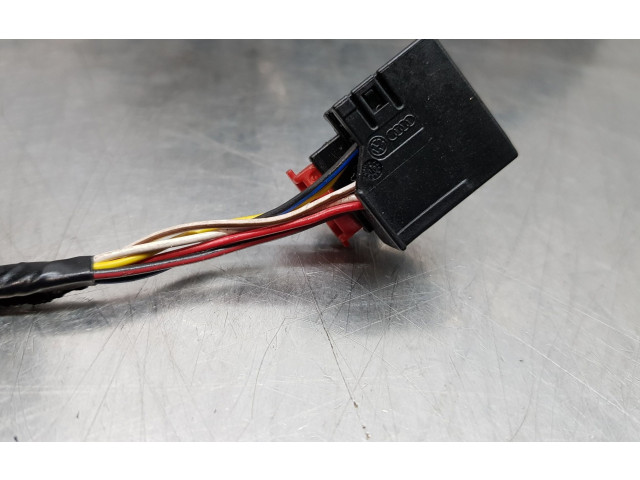 Зеркало электрическое        Audi A1  2018 -  года   