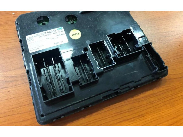 Блок комфорта 85E907063H   Audi e-tron   