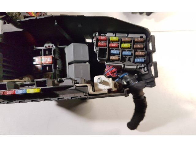 Блок предохранителей  6G9T14A067CA, 6G9T14A390AK   Volvo V70    