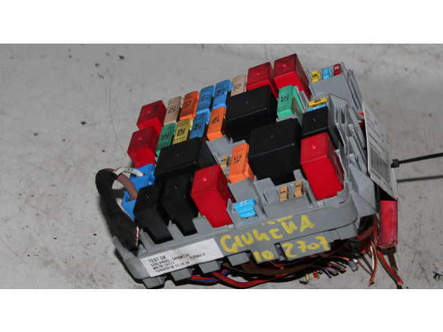 Блок предохранителей Alfa Romeo Giulietta