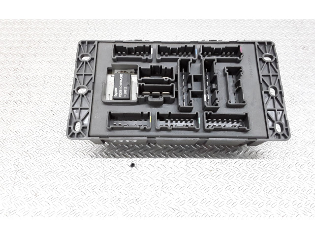 Vstřikovací lišta 518174602 Rover 75
