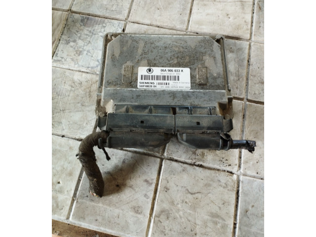 Блок управления двигателя 06A906033K, 5WP4003904 Skoda Octavia Mk1 (1U)