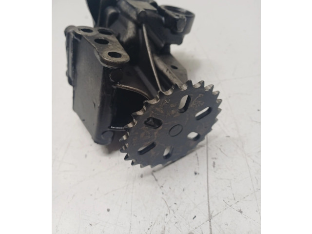 Масляный насос   150001650R  Renault Trafic III (X82) 