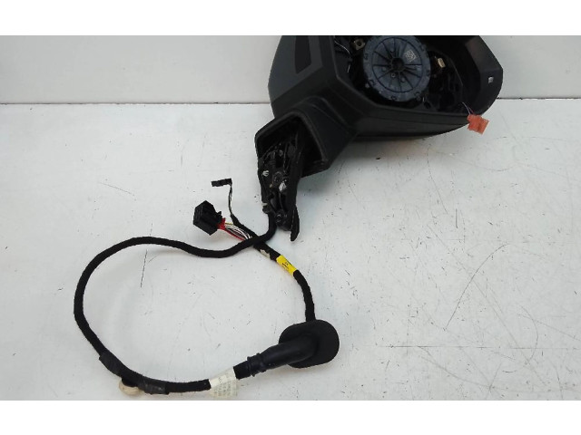 Зеркало электрическое Audi Q3 F3 2018 - года