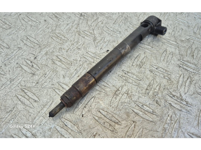 Vstřikovač 28264951, 25183186 Opel Antara