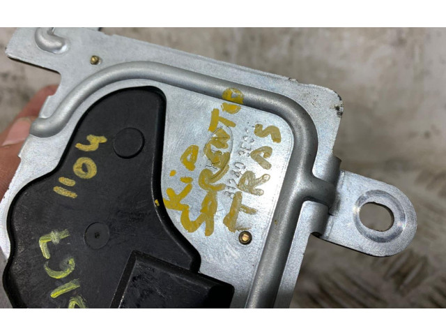 Блок управления двигателя 812403E000   KIA Sorento