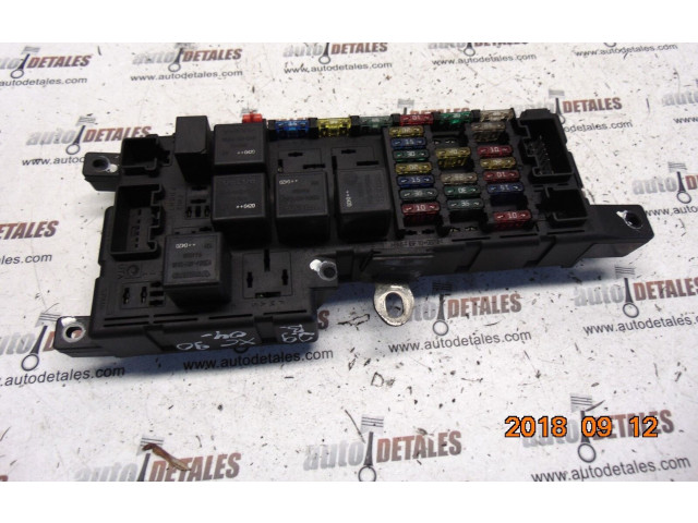 Блок предохранителей 518829106   Volvo XC90    
