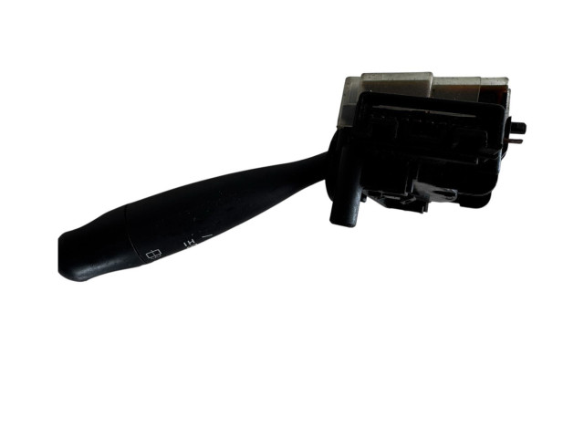 Ручка стеклоочистителей 173647 Daihatsu YRV