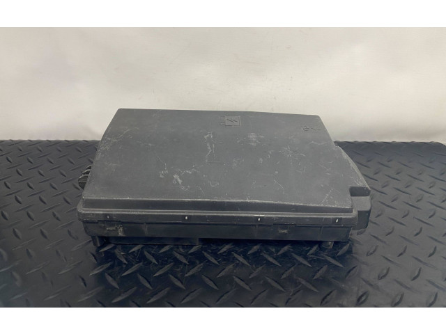 Pojistková skříňka 22760635 Chevrolet Camaro 2014