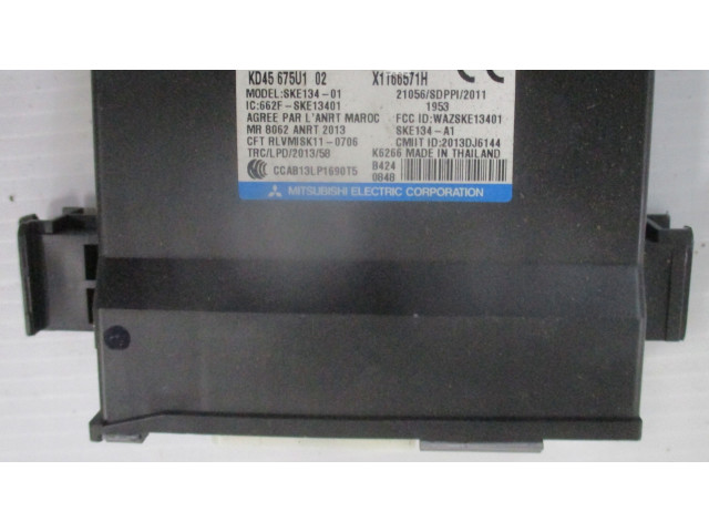 Блок комфорта BHN9675U0A Mazda 3 II