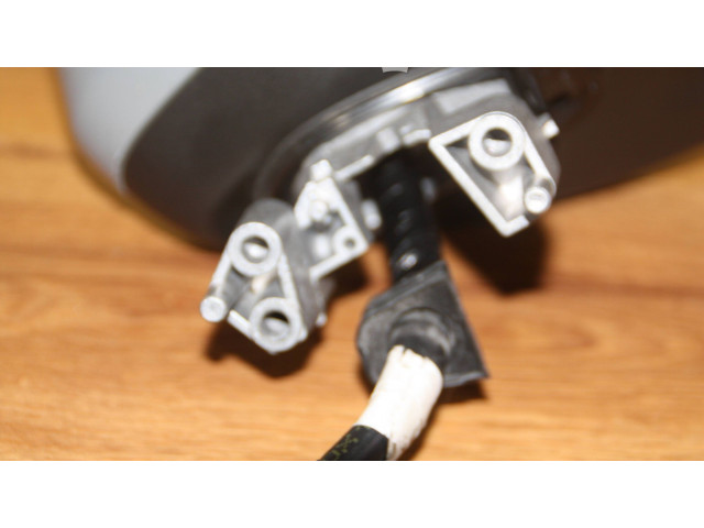 Зеркало электрическое Volvo XC40 - года