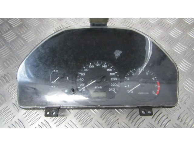 Панель приборов GE4TD   Mazda 626       