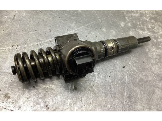 Форсунка 0414720404 Mitsubishi Grandis