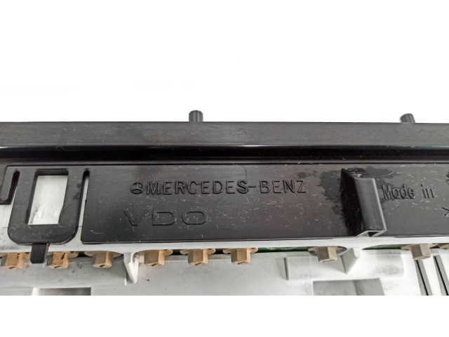 Přístrojová deska Mercedes-Benz ML W163 2003 A1635407611, 3093200147850