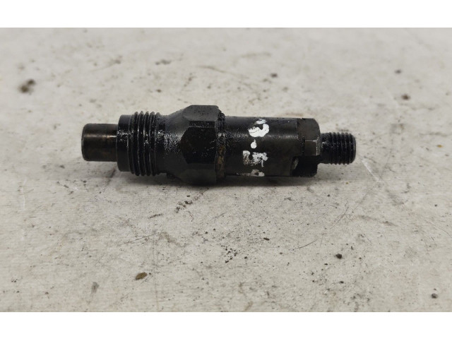 Форсунка LCR6734303G    Peugeot 406  DHX (XUD9TE) 