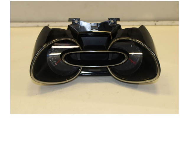 Панель приборов    Renault Clio IV       