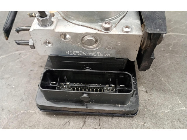 Блок АБС 52137661 Jeep Renegade 2014 - года