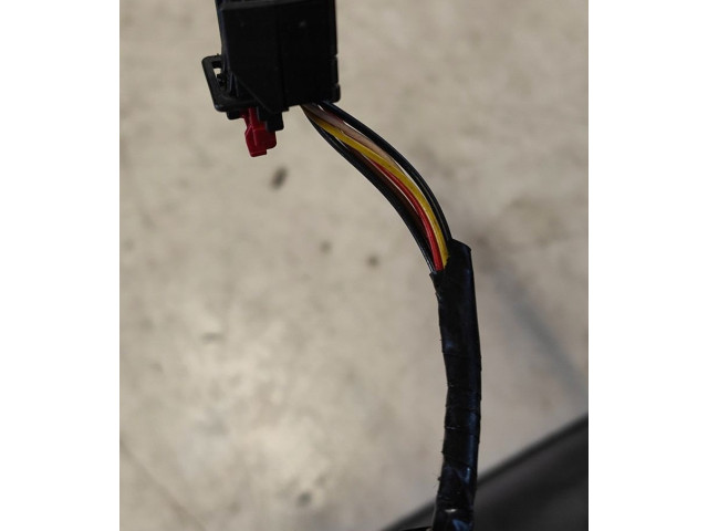 Зеркало электрическое Audi A3 S3 A3 Sportback 8P 2005 - 2013 года