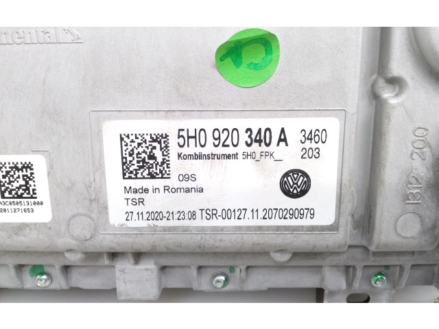 Панель приборов 5H0920340A   Volkswagen Golf VIII       