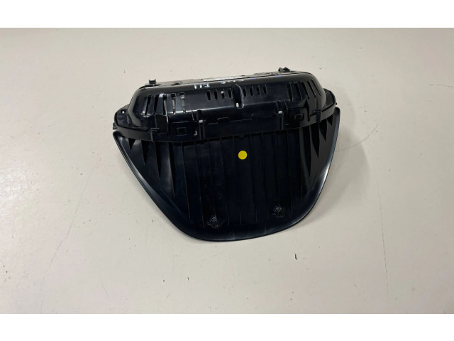 Přístrojová deska BMW X1 F48 F49 2019 8715136, 62108715136