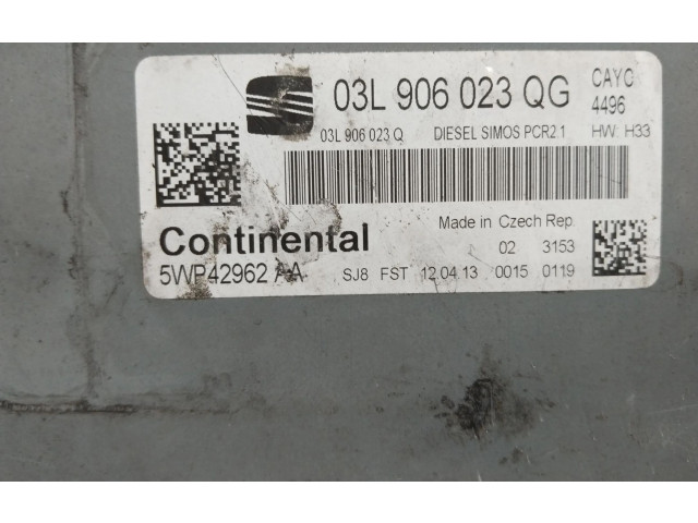 Řídící jednotka 03L906023QG, 5WP42962AA   Seat Toledo IV (NH) 2013