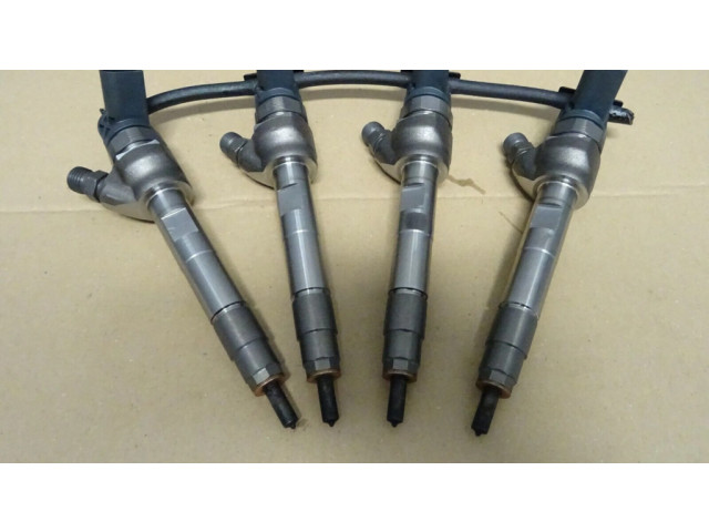 Vstřikovač 8514148 BMW 5 F10 F11 pro naftový motor 2.0