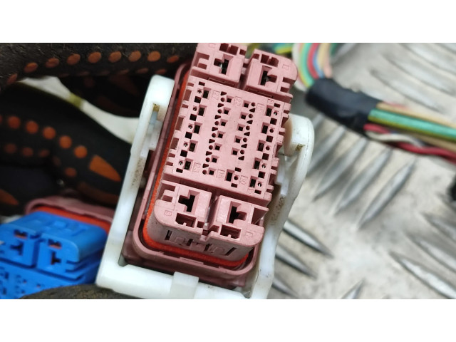 Pojistková skříňka Řídící jednotka BSM 989951101 Peugeot 508 RXH 2011