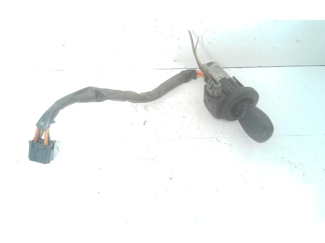 Комплект блоков управления 8200296328b, 8200296328B   Dacia Logan I