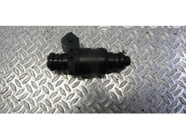 Форсунка 037906031A    Volkswagen Bora   