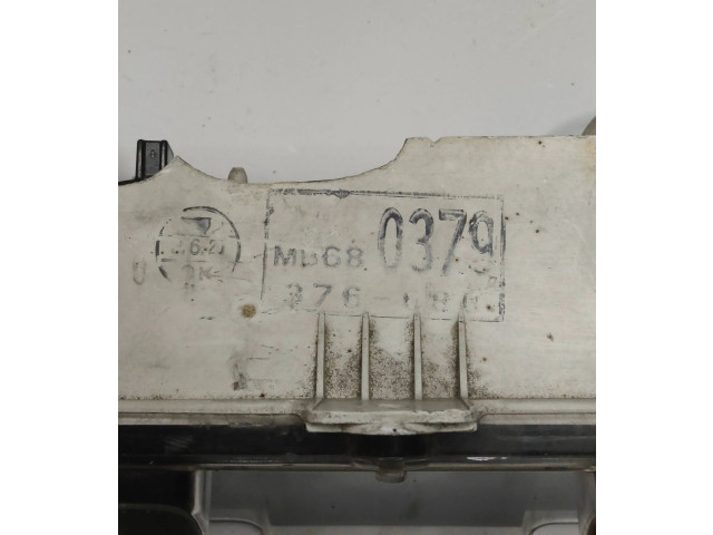 Přístrojová deska Mitsubishi Pajero 1996 0379, 376680