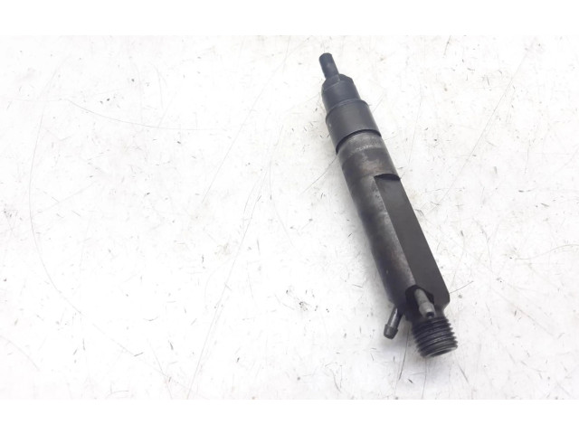 Форсунка 028130201T    Audi A3 S3 8L   