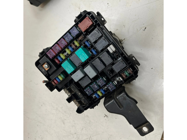 Блок предохранителей Honda FR-V