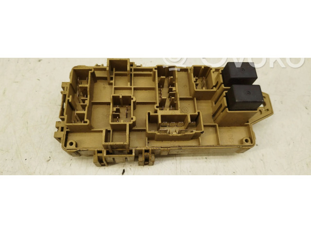 Блок предохранителей JB200400, 980822 Subaru Forester SF