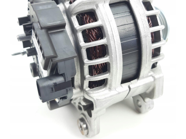 Генератор 05L903026J Volkswagen Golf VIII