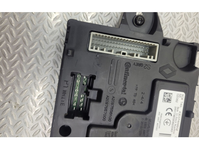 Блок управления 284B17129R   Dacia Spring